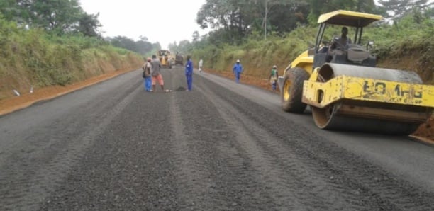 Travaux de construction de route Kédougou Saraya